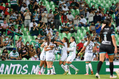 Gol de Alexia Villanueva, Alexia Villanueva | Santos vs Chivas J9 A2021 Liga MX femenil