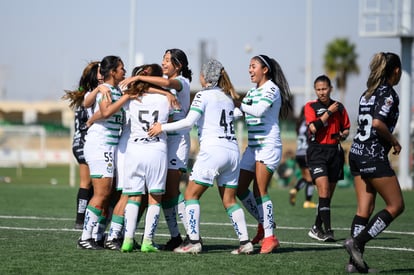 Festejo de gol de Britany Hernandez, Britany Hernández | Santos vs Necaxa J8 A2021 Liga MX