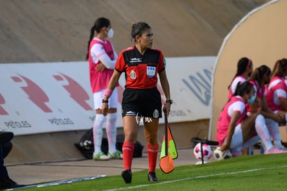 Carolina Briones árbitro | Santos vs Pumas J13 A2021 Liga MX femenil