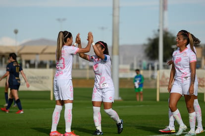 festejo de gol de Cinthya Peraza, Cinthya Peraza, Alexxandra | Santos vs Pumas J13 A2021 Liga MX femenil