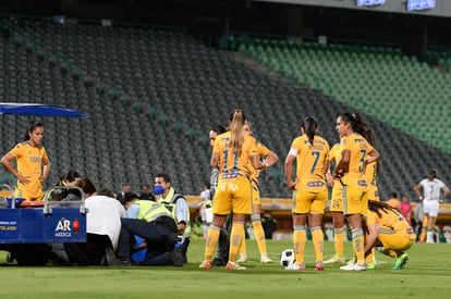 expulsión de Alexia Villanueva | Santos vs Tigres J17 A2021 Liga MX femenil