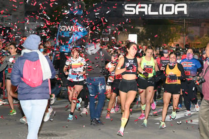 Salida 21k Femenil | 21K El Siglo Carrera del centenario