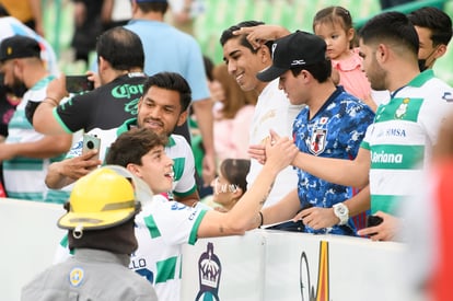 afición en el Corona, Jordán Carrillo | Santos vs Queretaro J14 C2022 Liga MX