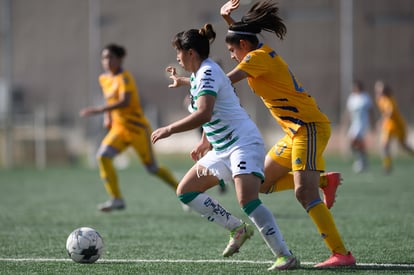 Britany Hernández, Andrea Cázares | Santos vs Tigres J16 C2022 Liga MX