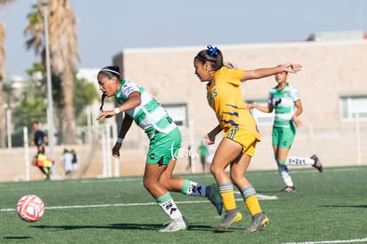 Layda Fernandez, Angélica Murillo | Santos Laguna vs Tigres femenil sub 18 J8