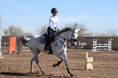 Ma. Teresa Anaya | Salto ecuestre Las Brisas