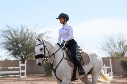 Ma. Teresa Anaya | Salto ecuestre Las Brisas