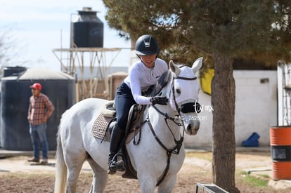 Ma. Teresa Anaya | Salto ecuestre Las Brisas