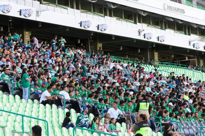 Afición en el Estadio Corona | Santos Laguna vs Atlas FC J11 C2023 Liga MX femenil