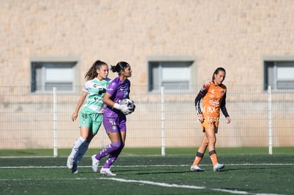 María De León, Cynthia Garibaldi, Arlett Casas | Santos vs Atlas femenil sub 19