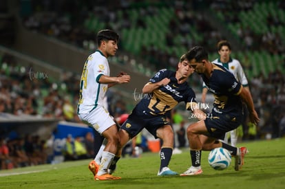 Santiago Trigos, Diego Medina | Santos vs Pumas UNAM