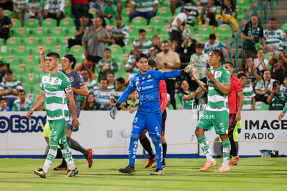 Hugo Rodríguez, Héctor Holguín, Juan Brunetta | Santos Laguna vs Xolos de Tijuana