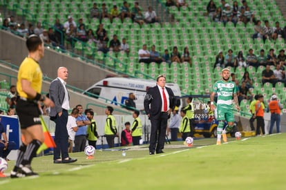 Miguel Herrera, Pablo Repetto | Santos Laguna vs Xolos de Tijuana