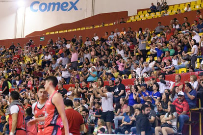 afición | Toros Laguna vs Indios de Ciudad Juárez Basquet