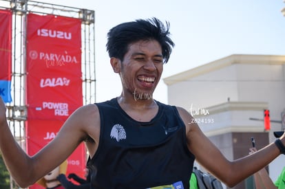 Roberto Aguilar, campeon 5K | Carrera 5K y 10K SURMAN edición 2024