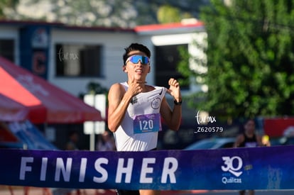 Jared Serrano Rivera, campeón 10K | Carrera Qualitas 5K y 10K