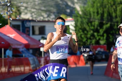 Jared Serrano Rivera, campeón 10K | Carrera Qualitas 5K y 10K