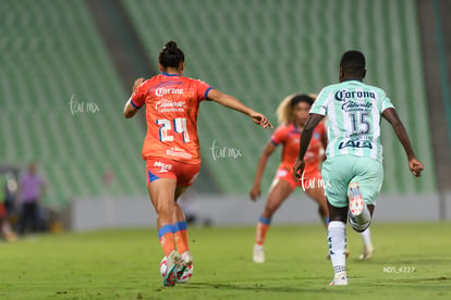 Gabriela Álvarez, Sandra Nabweteme | Santos Laguna vs Mazatlán FC femenil