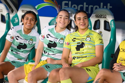 Luisa De Alba, Karol Contreras, Cynthia Rodríguez | Santos vs Cruz Azul femenil