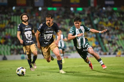 Pablo Bennevendo, Diego Medina | Santos Laguna vs Pumas UNAM J2