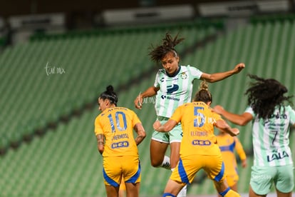 Yessenia Novella, Jennifer Hermoso | Santos vs Tigres femenil J7