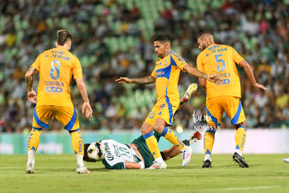 Javier Aquino | Santos Laguna vs Tigres UANL J4