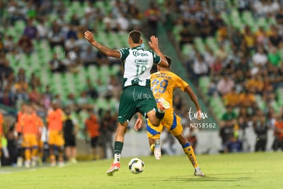 Jonathan Herrera, Franco Fagundez | Santos Laguna vs Tigres UANL J4