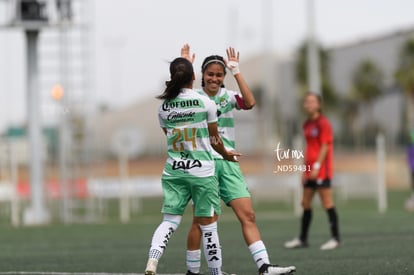 festejan gol, Maika Albéniz | Santos vs Tijuana femenil J15 sub 19