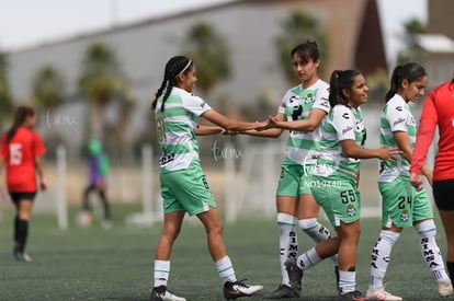 festejan gol, Yessenia Novella, Ailin Serna | Santos vs Tijuana femenil J15 sub 19