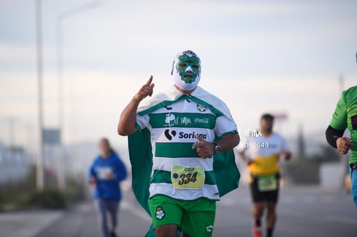 Santo corredor enmascarado