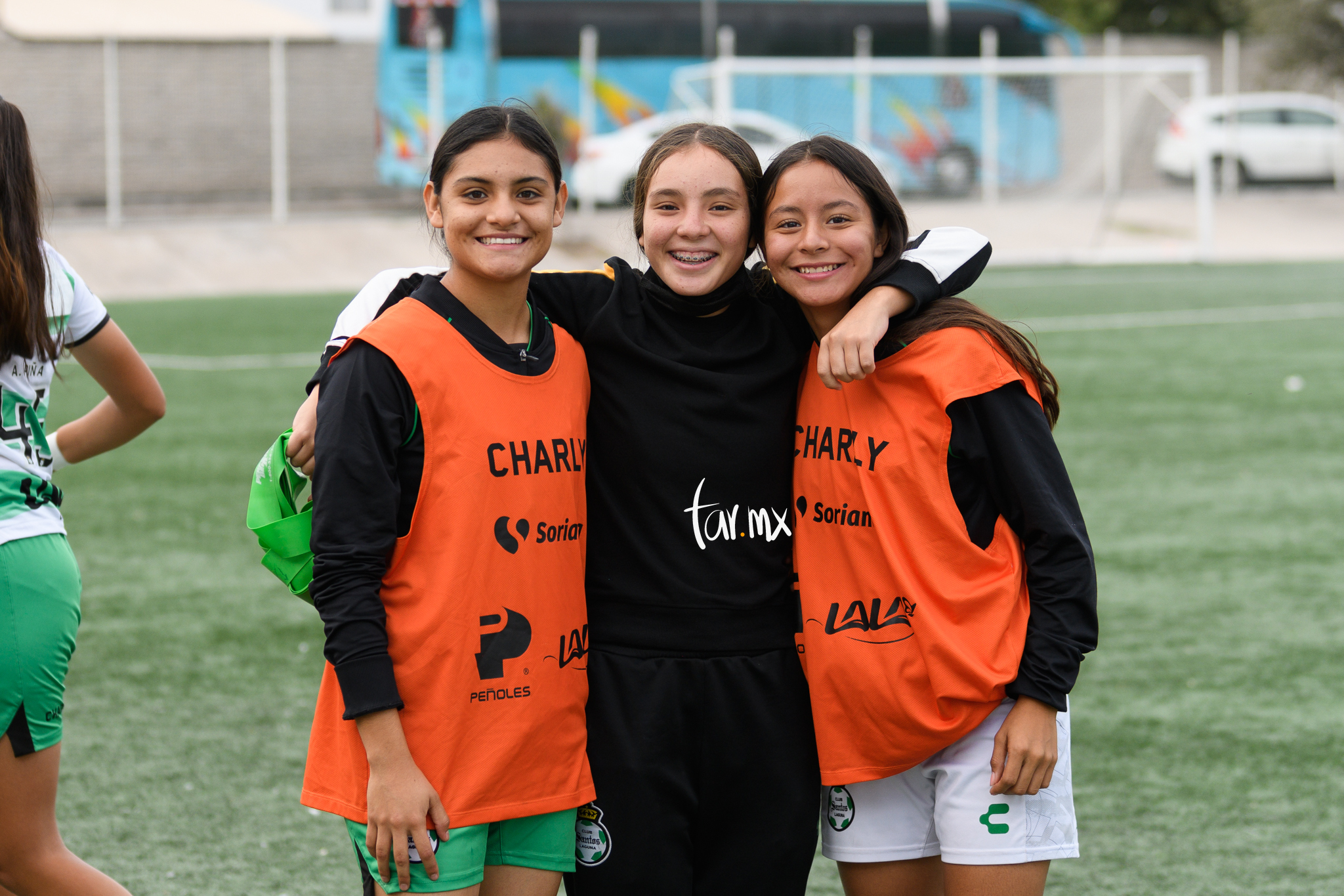 Alexia Valenzuela, Audrey Vélez, Melany Cazares
