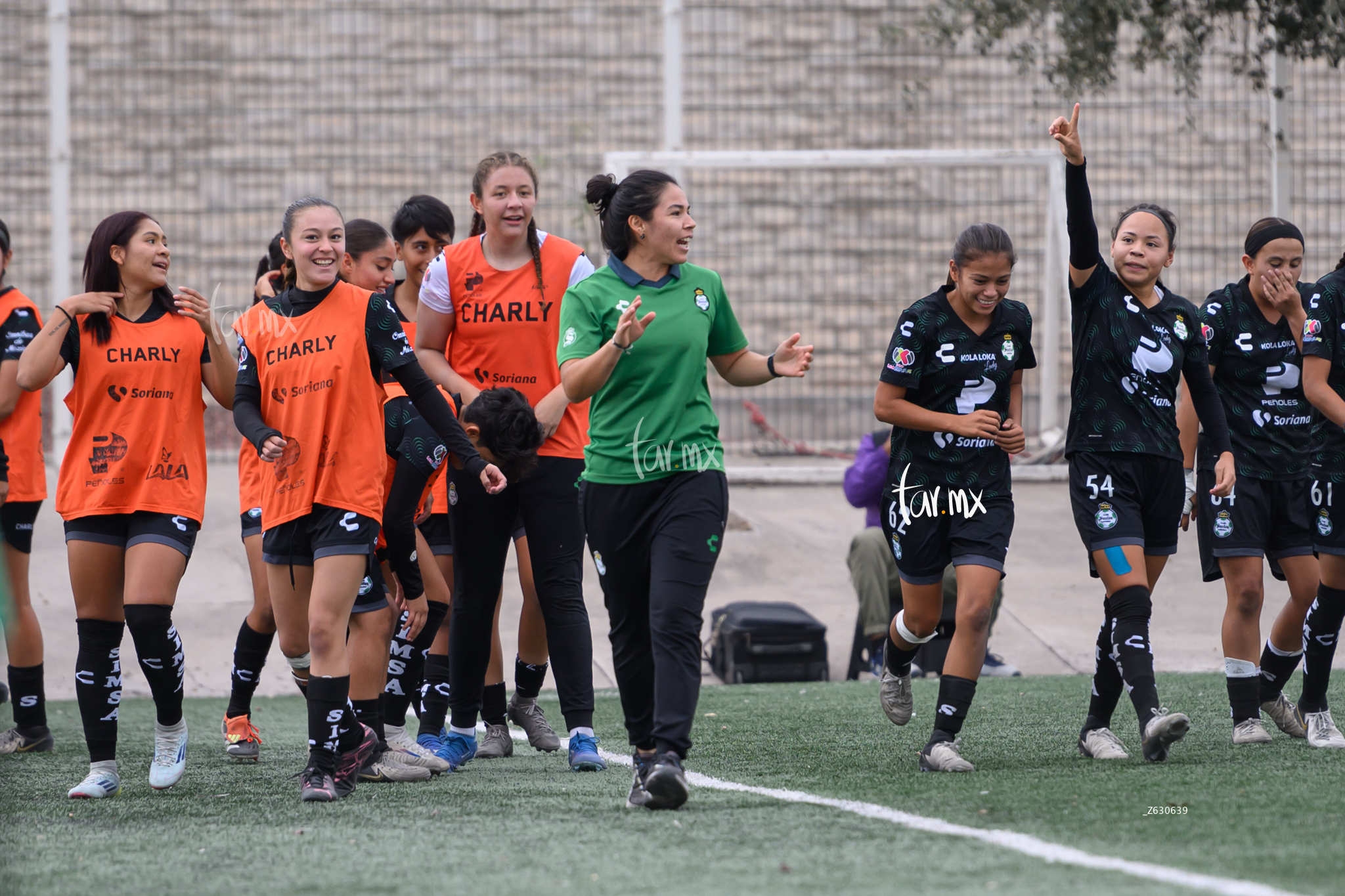 celebración de gol » Santos Laguna vs Leon sub 19