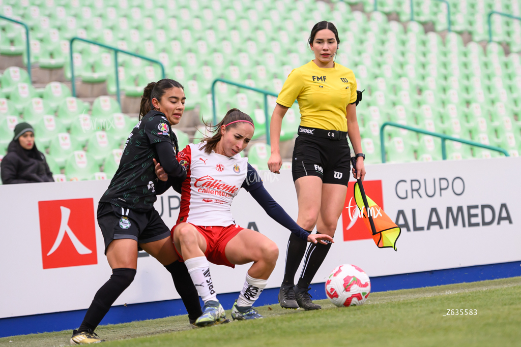 Angélica Torres, Marianne Martínez » Santos Laguna vs Chivas Guadalajara femenil